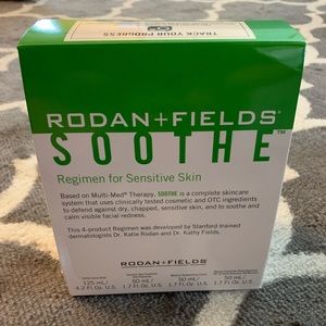 Rodan +Fields  SOOTHE Regimen